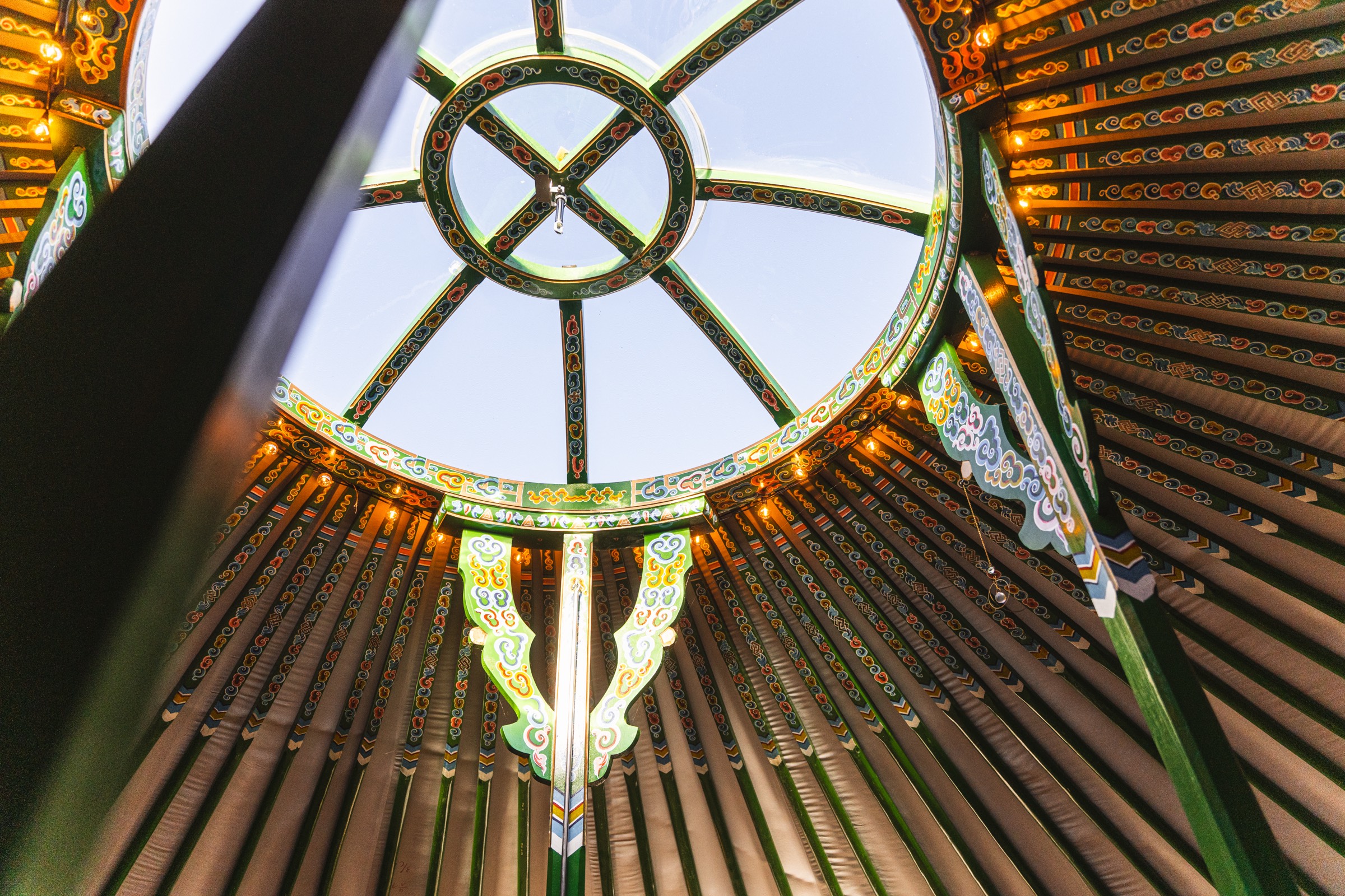 Strop spolecenske jurty